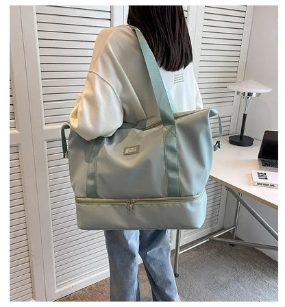 Large Capacity Sport Bag, with Dry / Wet Separation, Shoulder Bag for Fitness, Gym, Outdoor, Travel