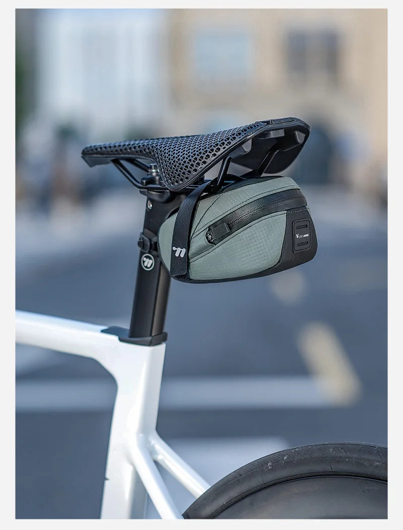 Bicycle Saddle Bag Lightweight Portable Bike Bag 0.8L Multi-Function Storage Pouch Tail Bag Cycling Accessories