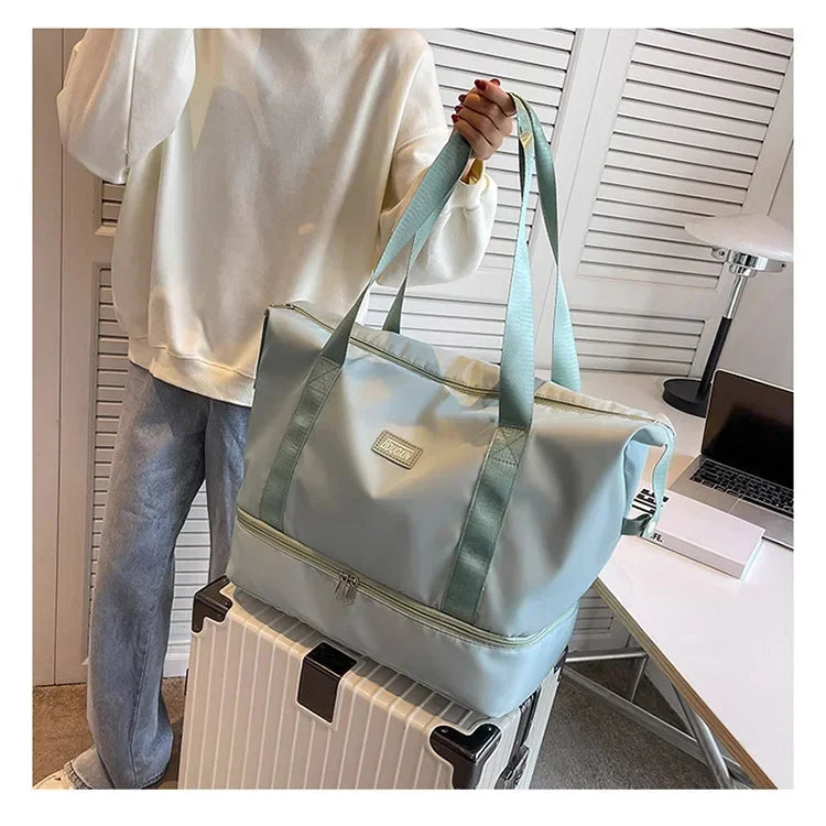 Large Capacity Sport Bag, with Dry / Wet Separation, Shoulder Bag for Fitness, Gym, Outdoor, Travel